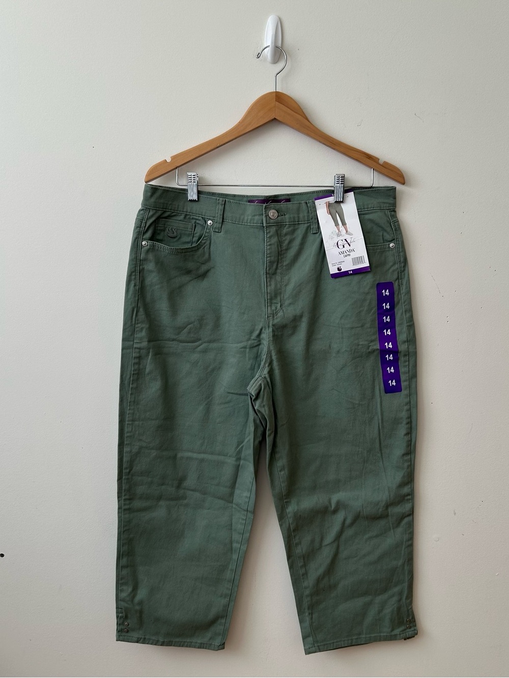 Gloria Vanderbilt Women’s Green Amanda Cloud Twill Capri Pants 14 Cotton